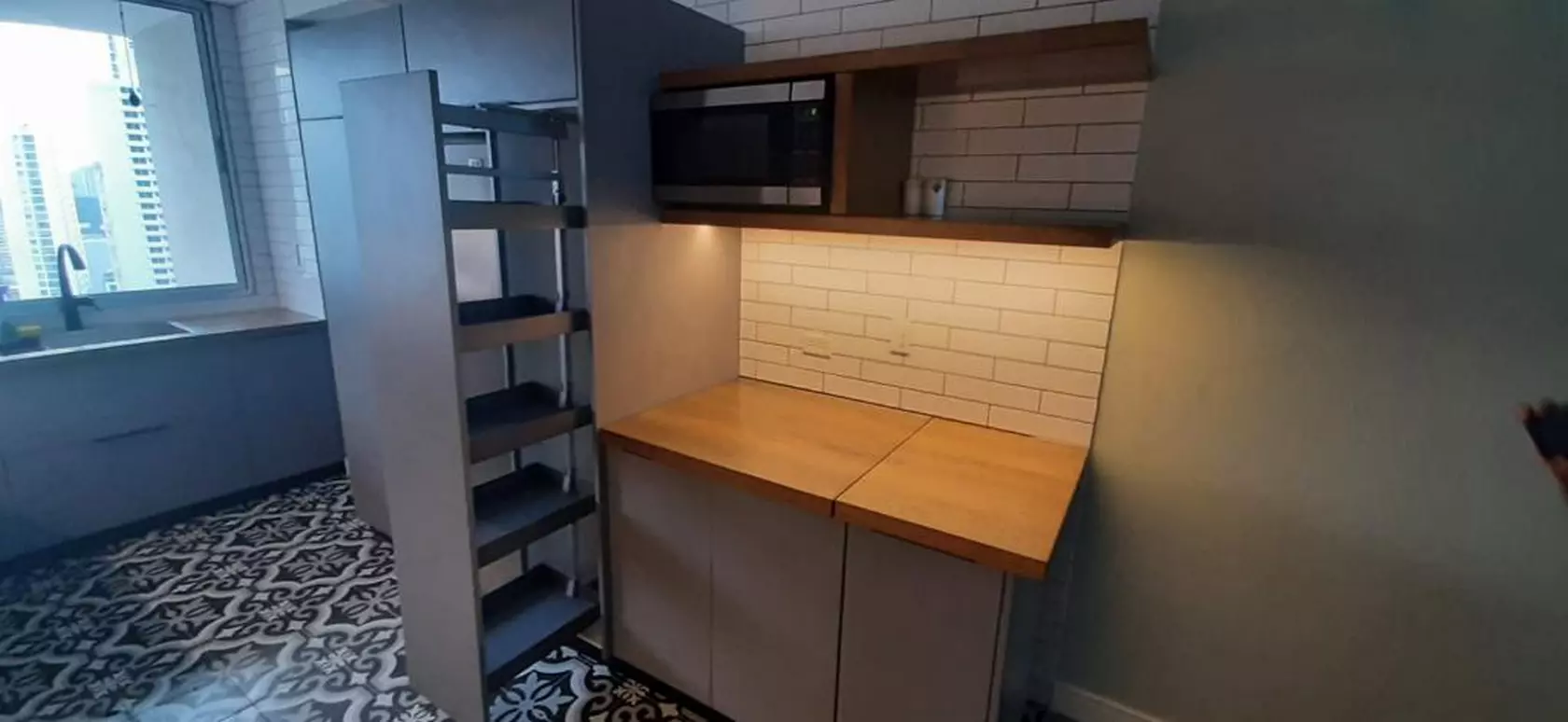 Modern Traditional Kitchen